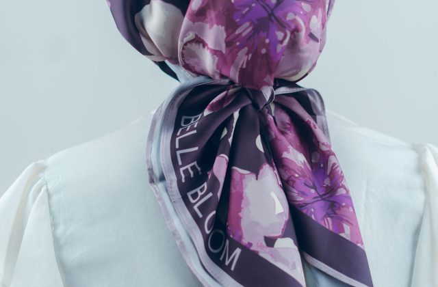 Hermès Silk Scarf Collection (Lot of 3)