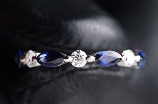 Vintage 18k Gold Sapphire Ring